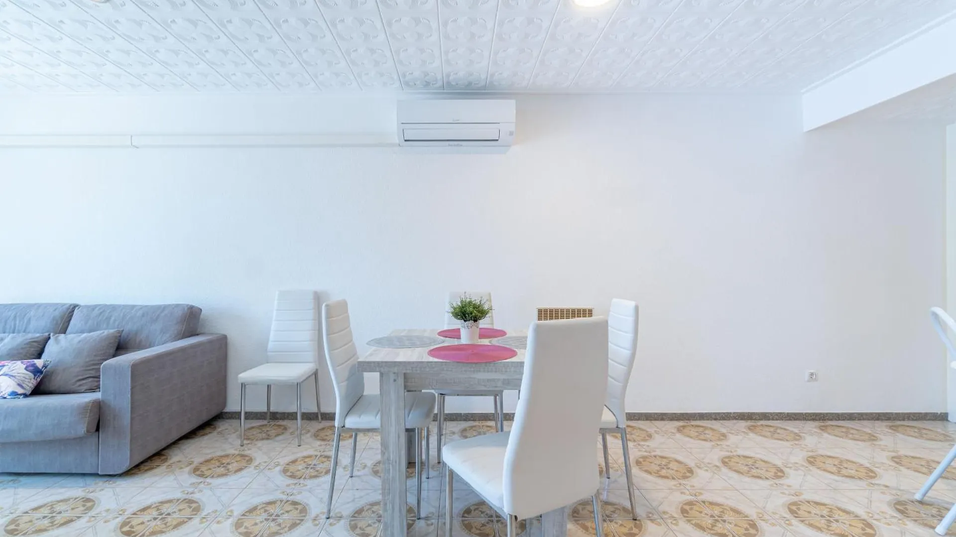Basic Comfort Apartment Port Emporda 0195 Empuriabrava