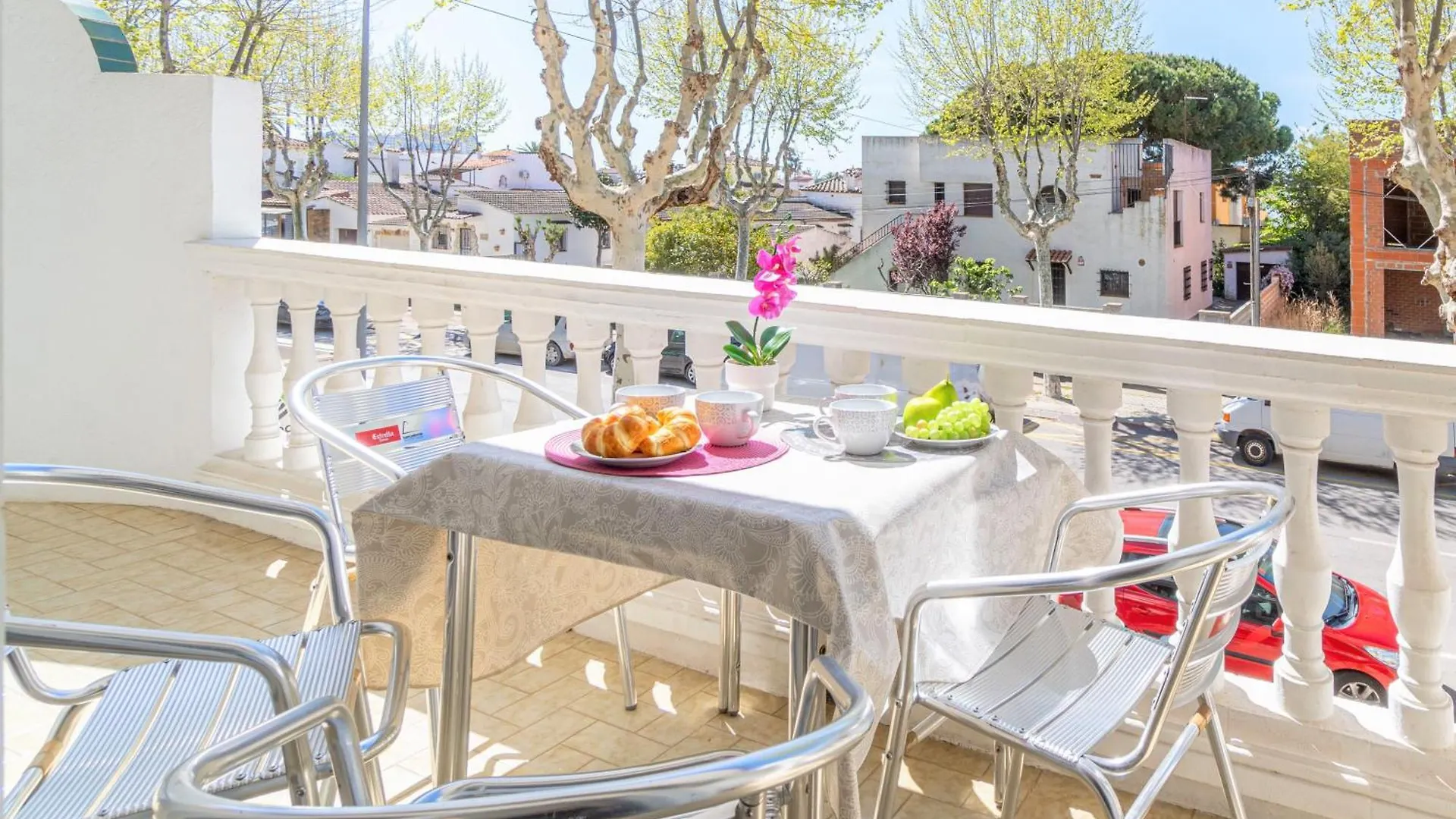 Basic Comfort Apartment Port Emporda 0195 Empuriabrava Spain