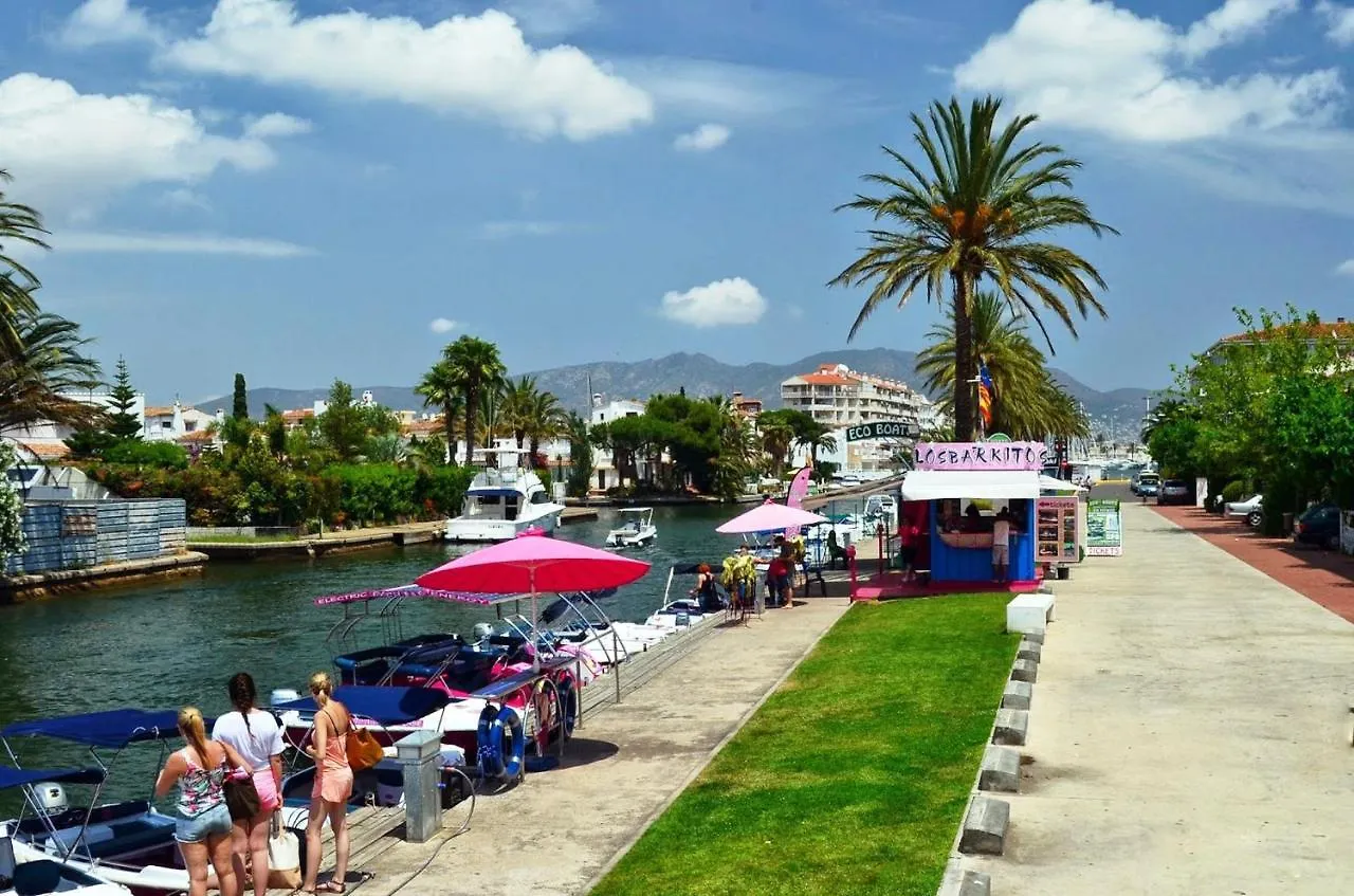 Basic Comfort Apartment Port Emporda 0195 Empuriabrava